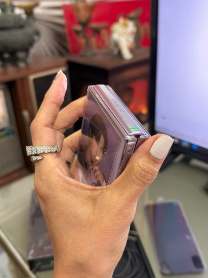 Samsung Galaxy Z flip 4 สีม่วง 256gb ครบกล่อง รูปที่ 11