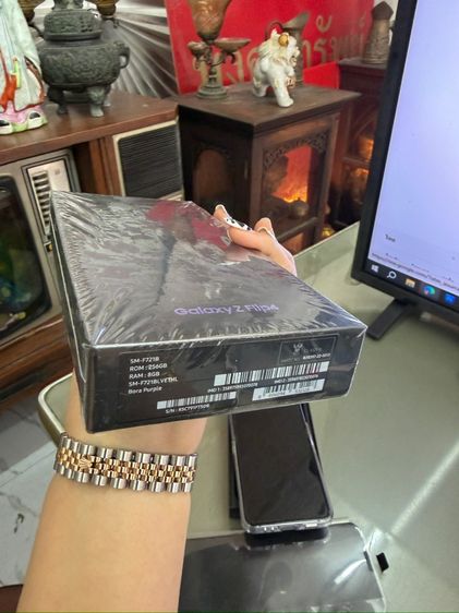 Samsung Galaxy Z flip 4 สีม่วง 256gb ครบกล่อง รูปที่ 2