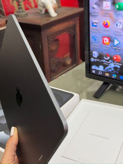 ipad air 5 wifi 64 gb สีดำสภาพดี มีแต่กล่องค่ถ รูปที่ 13