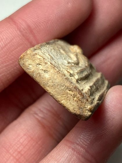 พระปางนอนเนื้อผง รูปที่ 3