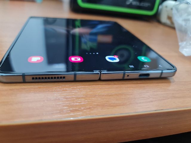 Z Fold 4 12(256 )สีฟ้าซื้อไปเหมือนเครื่องใหม่ เครื่องศูนย์หมดประกันซื้อเคลียสต๊อคมา เครื่องสภาพเหมือนแกะกล่อง แต่กล่องหายไปแล้วนัดรับได้ รูปที่ 5