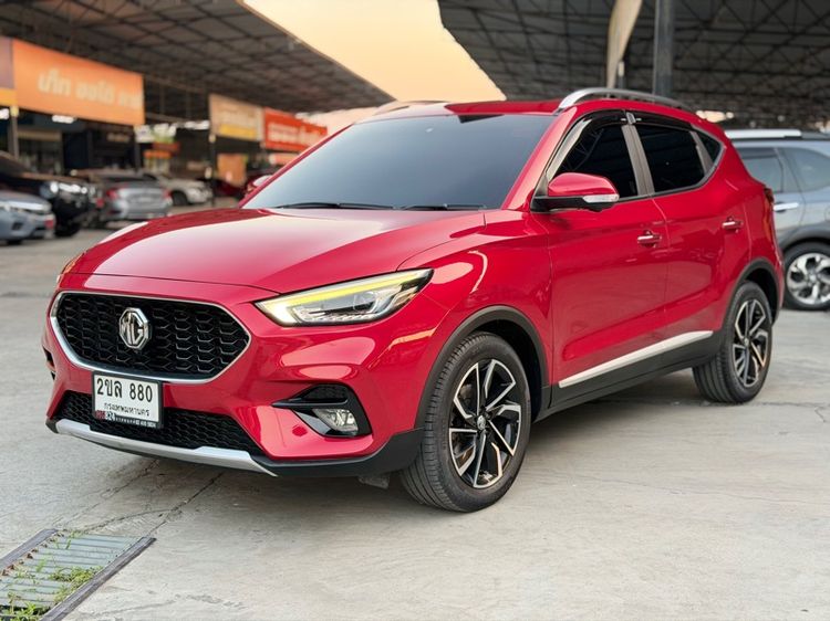 MG ZS 2021 1.5X+ Sunroof Sedan เบนซิน ไม่ติดแก๊ส เกียร์อัตโนมัติ แดง รูปที่ 3