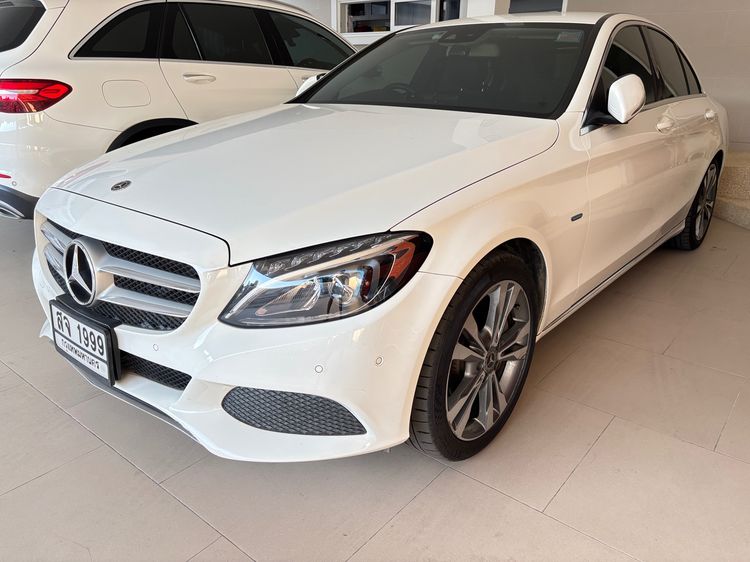 Mercedes-Benz C-Class 2018 C350 Sedan ปลั๊กอินไฮบริด (PHEV) ไม่ติดแก๊ส เกียร์อัตโนมัติ ขาว รูปที่ 3