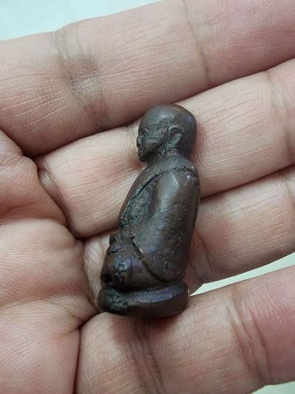 รูปหล่อหลวงพ่อเงิน พิมพ์วัดท่ามะไฟเนื้อสนิมแดงเก่า ๆ รูปที่ 4