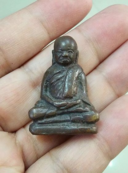 รูปหล่อหลวงพ่อเงิน พิมพ์วัดท่ามะไฟเนื้อสนิมแดงเก่า ๆ (องค์ที่ 2 ) รูปที่ 6