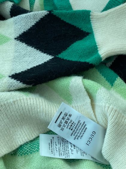 กุชชี่ เสื้อแขนยาวเนื้อผ้าไหมพรม สภาพใหม่เอี่ยม  รูปที่ 4