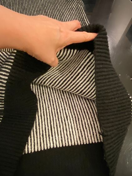 ชาแนล เดรสไหมพรมคอเต่า สภาพใหม่เอี่ยม  รูปที่ 10