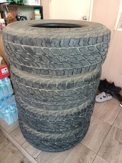 ขายยาง Bridgestone  AT ปี 20 ยาง 265-70 R16 สภาพสวย 3เส้น มีตำหนิ1เส้น ตาม2รูปสุดท้าย ใช้งานได้ปกติครับ รูปที่ 3