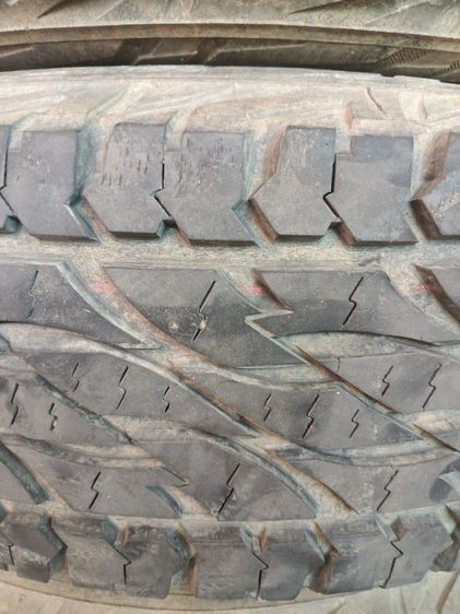 ขายยาง Bridgestone  AT ปี 20 ยาง 265-70 R16 สภาพสวย 3เส้น มีตำหนิ1เส้น ตาม2รูปสุดท้าย ใช้งานได้ปกติครับ รูปที่ 6