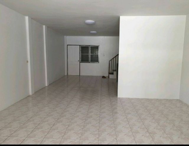 ขายบ้าน 3 ห้องนอน 2 ห้องน้ำ 1 ห้องครัว