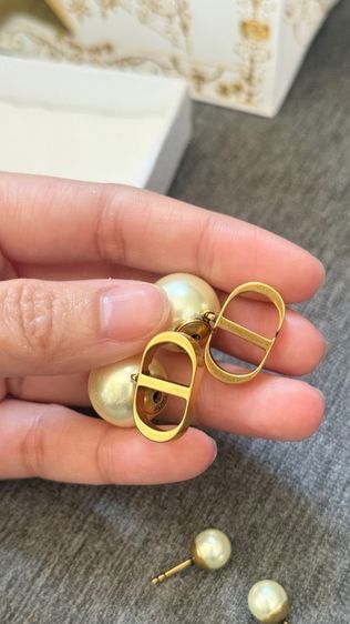 ต่างหู DIOR มือ1 รูปที่ 3