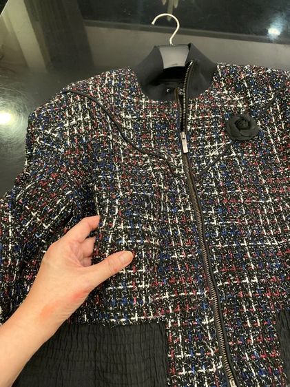 ชาแนล (ติดจองค่ะ)แจ๊กเกจ เนื้อผ้าทอทวีต  สภาพใหม่เอี่ยม  รูปที่ 14