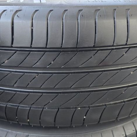 ลงพื้นปี25 205​ 55 16 Michelin Primacy​4 ดอกเต็มๆ​  นุ่มเงียบสุดๆ พร้อมใช้อีกนาน​ ผลิตปลายปี24  ชุด​4เส้น​ 5,400​ บาท 