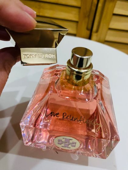  น้ำหอมแท้ 💯 Tory Burch Love Relentlessly EDP 100 ml (No Box) หอมแพง หรูดูมีรสนิยม กลิ่นผู้หญิงสวยมั่นใจ  รูปที่ 8