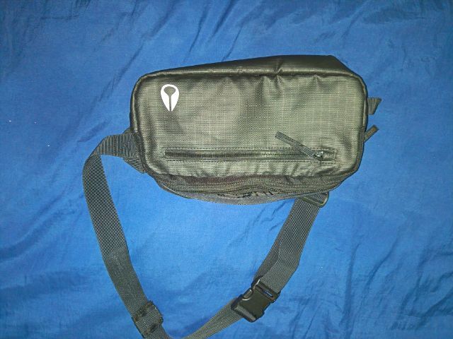 เป๋าคาด อก nixon