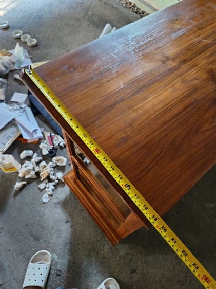 ตู้กระจกไม้สักทอง สภาพดี วางทีวีได้ ดูรายละเอียด รูปที่ 9