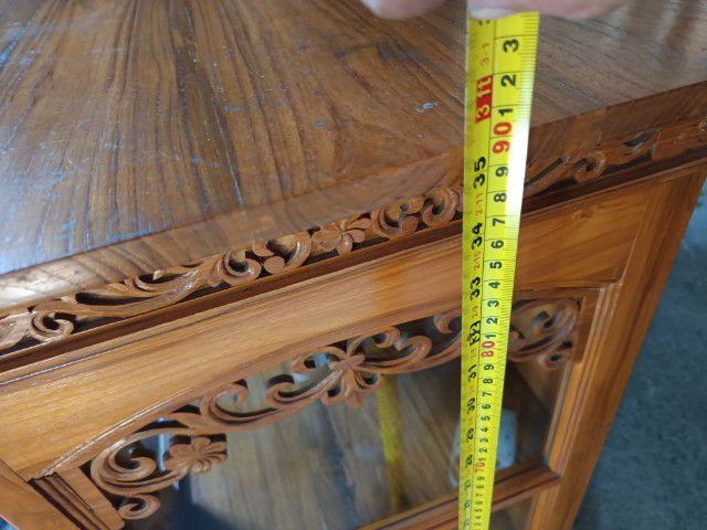 ตู้กระจกไม้สักทอง สภาพดี วางทีวีได้ ดูรายละเอียด รูปที่ 7