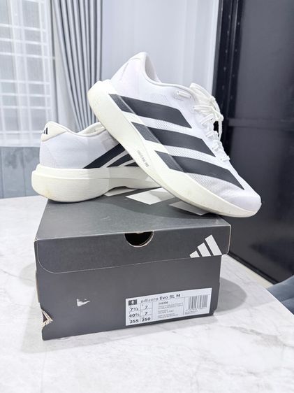 adidas รูปที่ 2