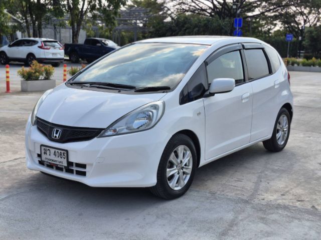 Honda Jazz 2013 1.5 V i-VTEC เบนซิน เกียร์อัตโนมัติ รูปที่ 3