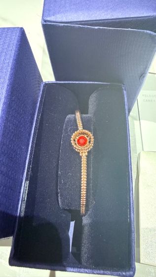 อัญมณี Swarovski สร้อยข้อมือแท้