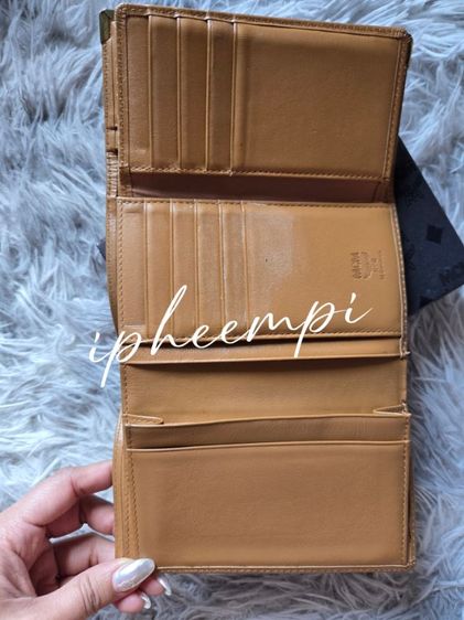 กระเป๋าสตางค์ MCM พับ 3 ส่วน ลาย-สีน้ำตาล-ส้ม ของแท้ - ใช้เอง ขอปล่อย 990 บาท รูปที่ 2