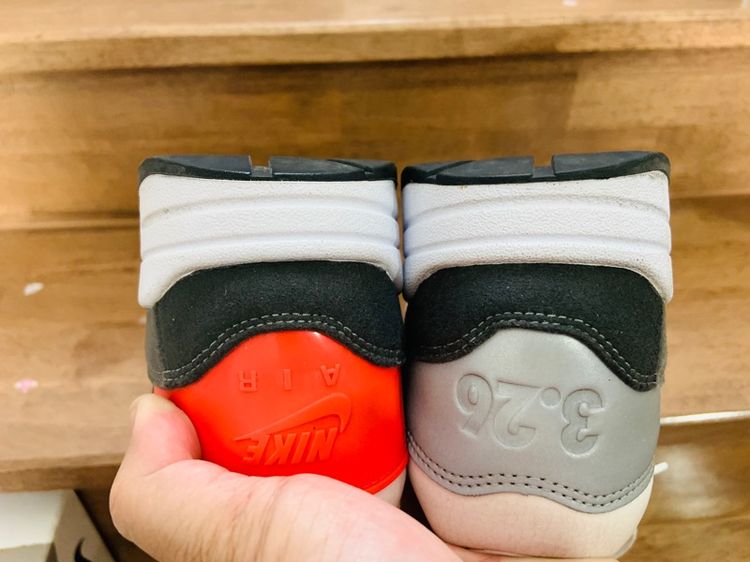 รองเท้า NIKE AIR MAX 1 Eoi เบอร์ 40.5 cm 25.5 คนเท้า 25-26 cm ใส่ได้ครับ สภาพดีมาก พื้นเต็ม กล่องครบ ทรงสวย หายากน่าสะลมครับ รูปที่ 10