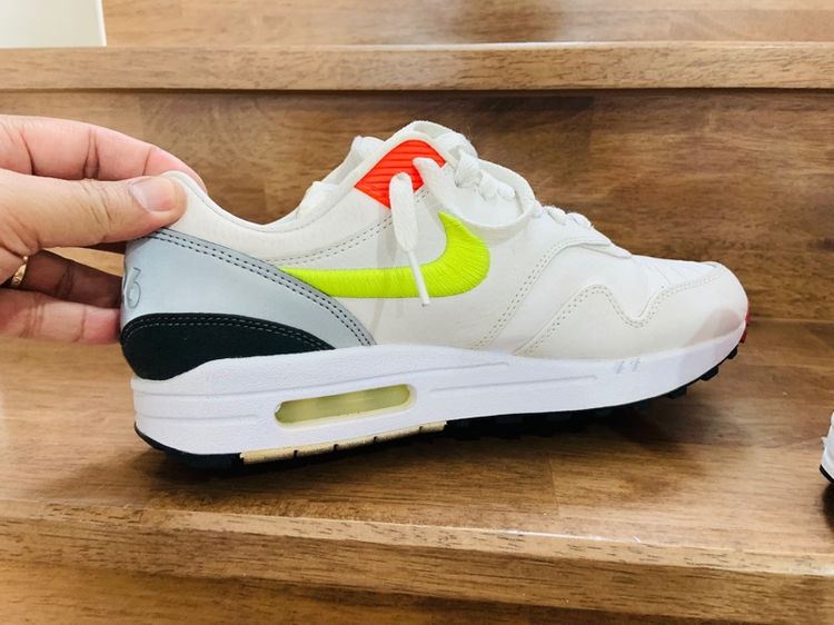 รองเท้า NIKE AIR MAX 1 Eoi เบอร์ 40.5 cm 25.5 คนเท้า 25-26 cm ใส่ได้ครับ สภาพดีมาก พื้นเต็ม กล่องครบ ทรงสวย หายากน่าสะลมครับ รูปที่ 4