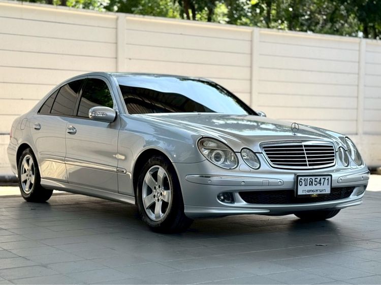 Mercedes-Benz E-Class 2003 E240 Sedan เบนซิน ไม่ติดแก๊ส เกียร์อัตโนมัติ บรอนซ์เงิน รูปที่ 2