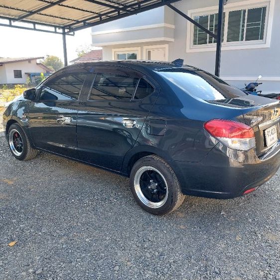 Mitsubishi Attrage 2014 1.2 GLX Sedan เบนซิน ไม่ติดแก๊ส เกียร์ธรรมดา เทา รูปที่ 3