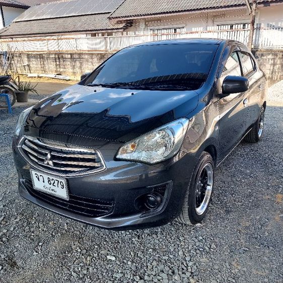 Mitsubishi Attrage 2014 1.2 GLX Sedan เบนซิน ไม่ติดแก๊ส เกียร์ธรรมดา เทา รูปที่ 2