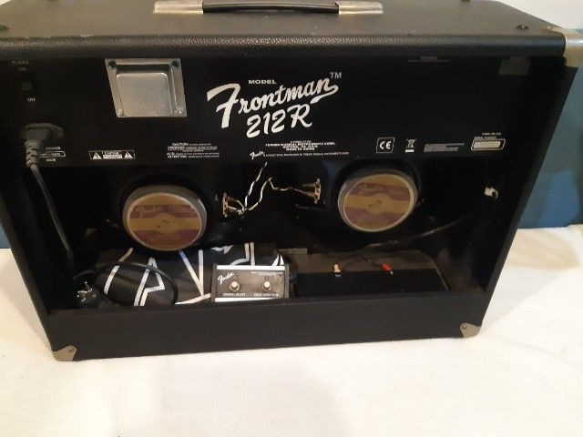 ขายแอมป์ Fender 212 R รูปที่ 4