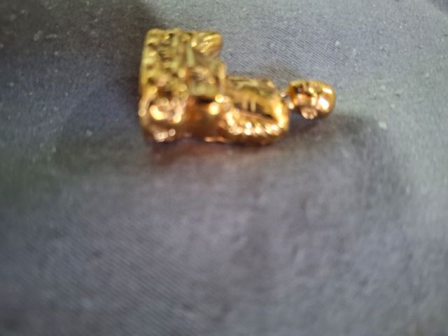 รูปหล่อองค์ธรรมค้ำแผ่นดิน หลวงตามหาบัว  รูปที่ 11