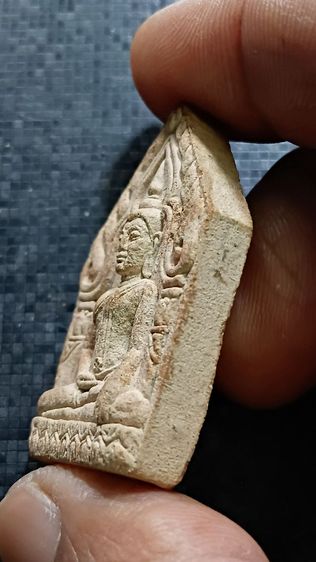 พระขุนแผนหลวงปู่เจือ วัดกลางบางแก้วปี๒๕๕๑ฝังตะกุดเงิน รูปที่ 3