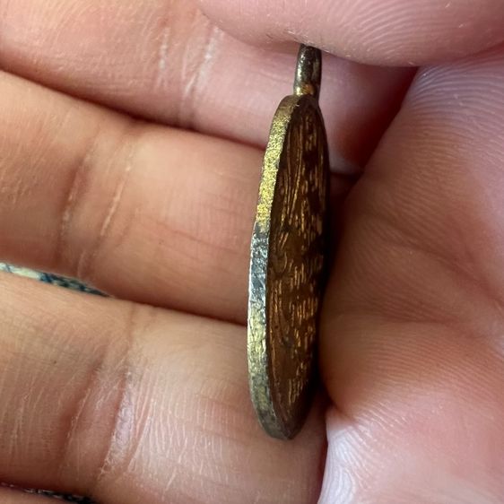 เหรียญพระไม่ทราบที่ รูปที่ 3