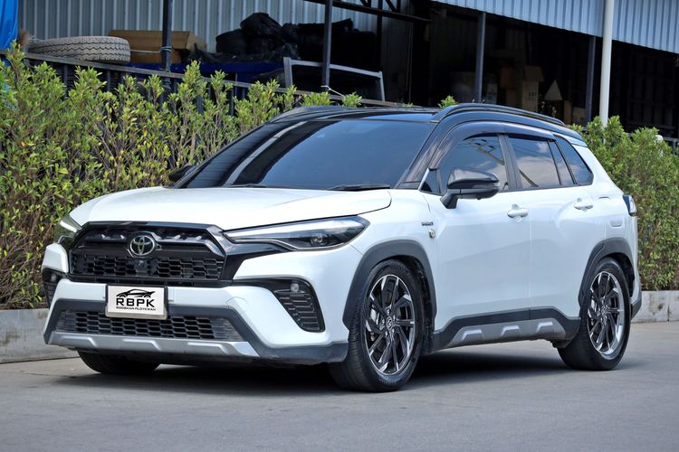 Toyota Corolla Cross 2023 1.8 Hybrid Premium Safety GR Sport Sedan ไฮบริด ไม่ติดแก๊ส เกียร์อัตโนมัติ ขาว