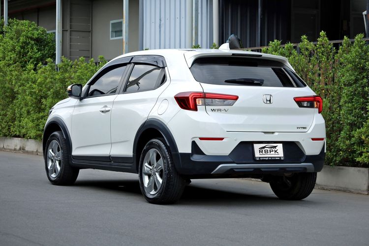 Honda WR-V 2024 1.5 SV Utility-car เบนซิน ไม่ติดแก๊ส เกียร์อัตโนมัติ ขาว รูปที่ 4
