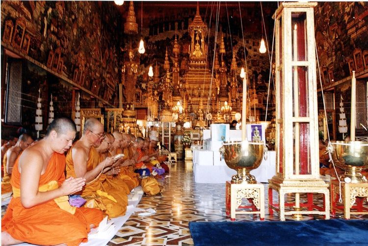 พระขุนแผนหรือพระ 5 เหลี่ยมจัดสร้างปี 2546 โดย สมเด็จพระมหาธีราจารย์ (นิยม ป.ธ.๙) วัดชนะสงคราม รูปที่ 12