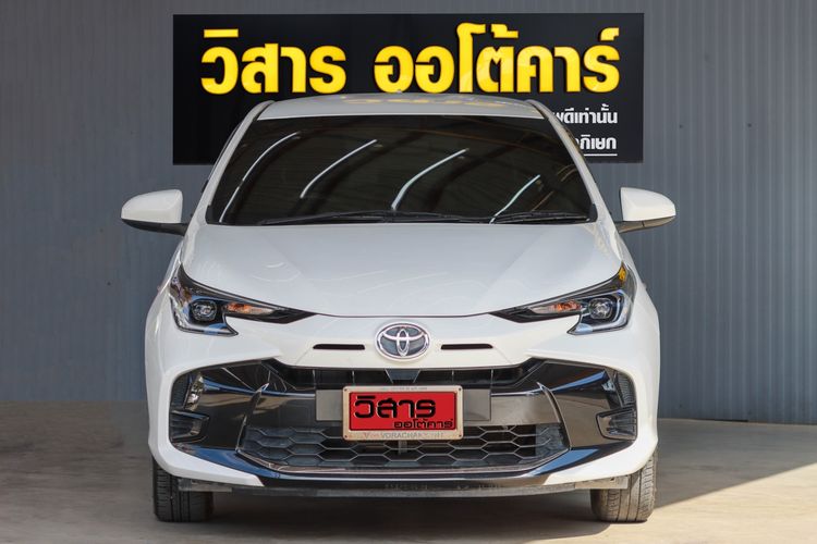 Toyota Yaris 2023 1.2 Sport Sedan เบนซิน ไม่ติดแก๊ส เกียร์อัตโนมัติ ขาว รูปที่ 2