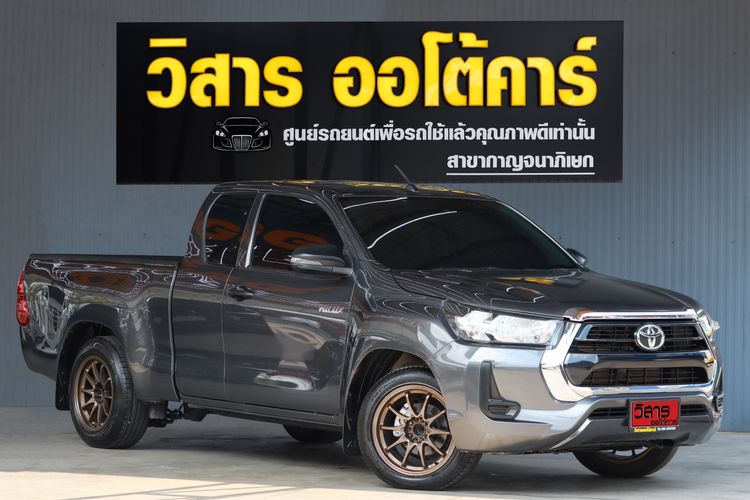 Toyota Hilux Revo 2023 2.4 Z Edition Entry Pickup ดีเซล ไม่ติดแก๊ส เกียร์ธรรมดา เทา
