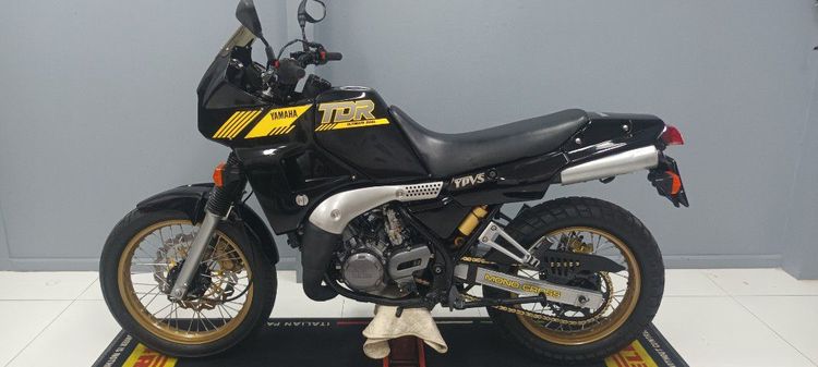 tdr250 yamaha 2 stroke 1988