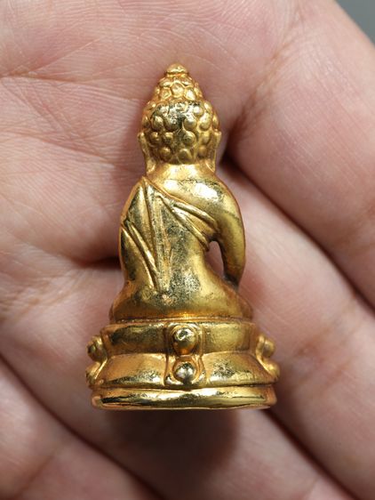 พระกริ่งปวเรศ สมเด็จพระมหาสมณเจ้า กรมพระยาปวเรศวริยาลงกรณ์ ระหว่างปี พ.ศ. 2382-2434 เนื้อโลหะสัมฤทธิ์ทอง รูปที่ 7