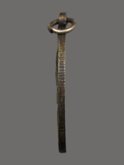 เหรียญรูปไข่หลวงปู่โต๊ะ รุ่น 2 วัดประดู่ฉิมพลี ปี พ.ศ. 2511 สร้างขึ้นเพื่อเป็นที่ระลึกในโอกาสที่หลวงปู่โต๊ะ   มีอายุครบ 82 ปี รูปที่ 3