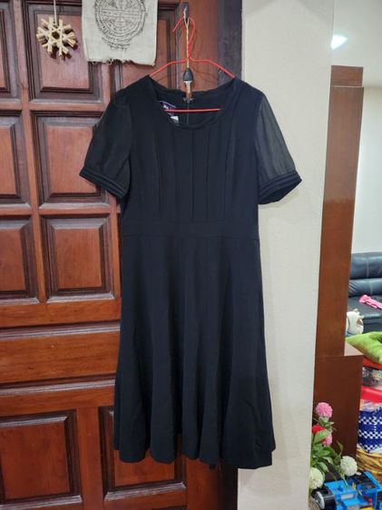 เดรสสีดำเกาหลี อกไม่เกิน36" เอวไม่เกิน30" สพ.40" ยาว40"