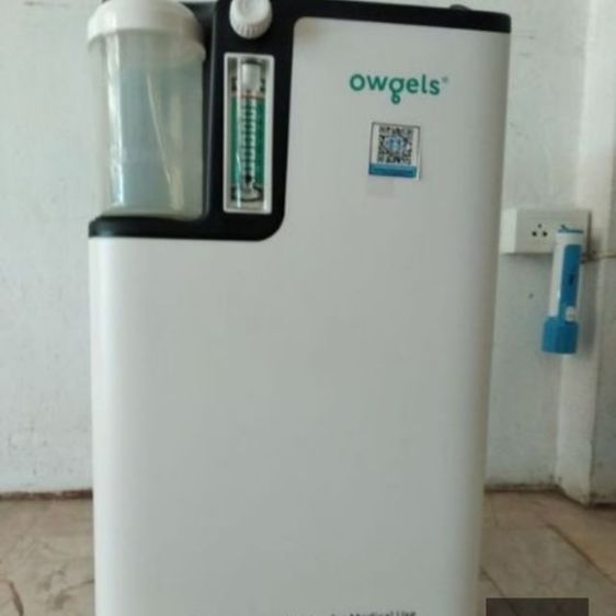 ขายเครื่องผลิตอ๊อกซิเจนสำหรับผู้ป่วยยี่ห้อ Owgels สภาพใหม่พร้อมน้ำกลั่น 1 ลัง