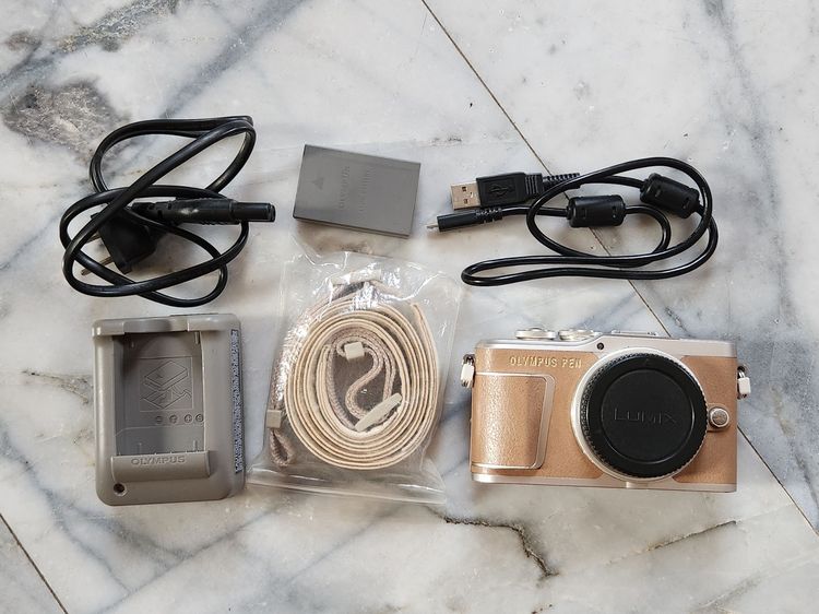 บอดี้กล้อง olympus e-pl9 สีน้ําตาล