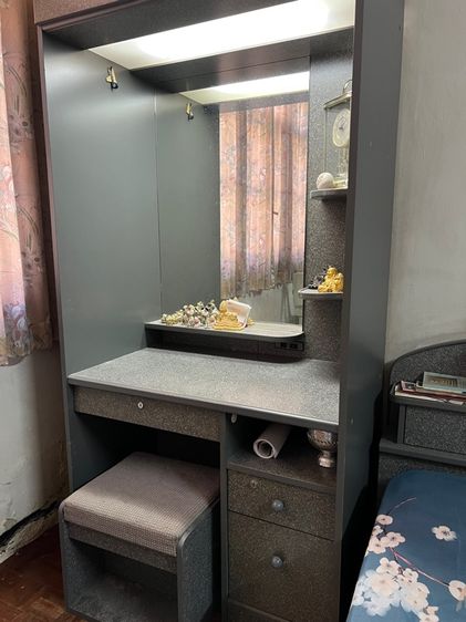 โต๊ะเครื่องแป้ง สไตล์โมเดิร์น รูปที่ 12