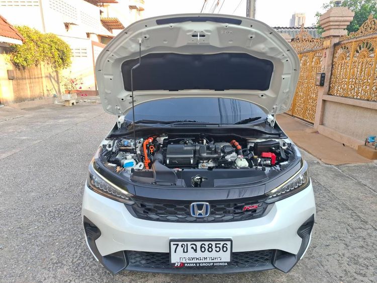 Honda City 2024 1.5 e:HEV RS Sedan ไฮบริด เกียร์อัตโนมัติ ขาว รูปที่ 4