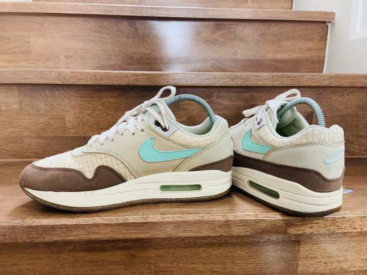 รองเท้า NIKE AIR MAX 1 แท้ 💯 เบอร์ 40.5 cm 25.5 คนเท้า 25-26 cm ใส่ได้ครับ สภาพดีมาก พื้นเต็ม ทรงสวย หายากน่าสะลมครับ รูปที่ 2