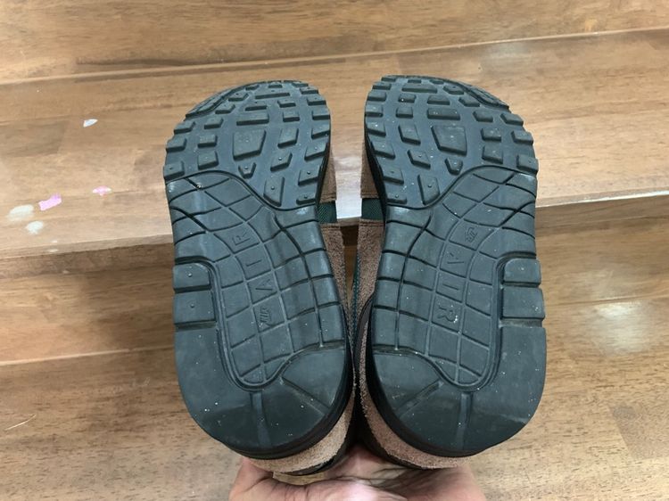 รองเท้า NIKE AIR MAX 1 เบอร์ 40.5 cm 25.5 คนเท้า 25-26 cm ใส่ได้ครับ สภาพดีมาก พื้นเต็ม ทรงสวย หายากน่าสะลมครับ รูปที่ 7