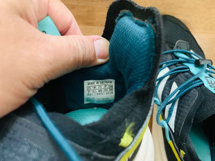 รองเท้า ADIDAS แท้ 💯 เบอร์ 40 cm 25 คนเท้า 25-26 cm ใส่ได้ครับ สภาพดีมาก พื้นเต็ม ทรงสวย หายากน่าสะลมครับ รูปที่ 9